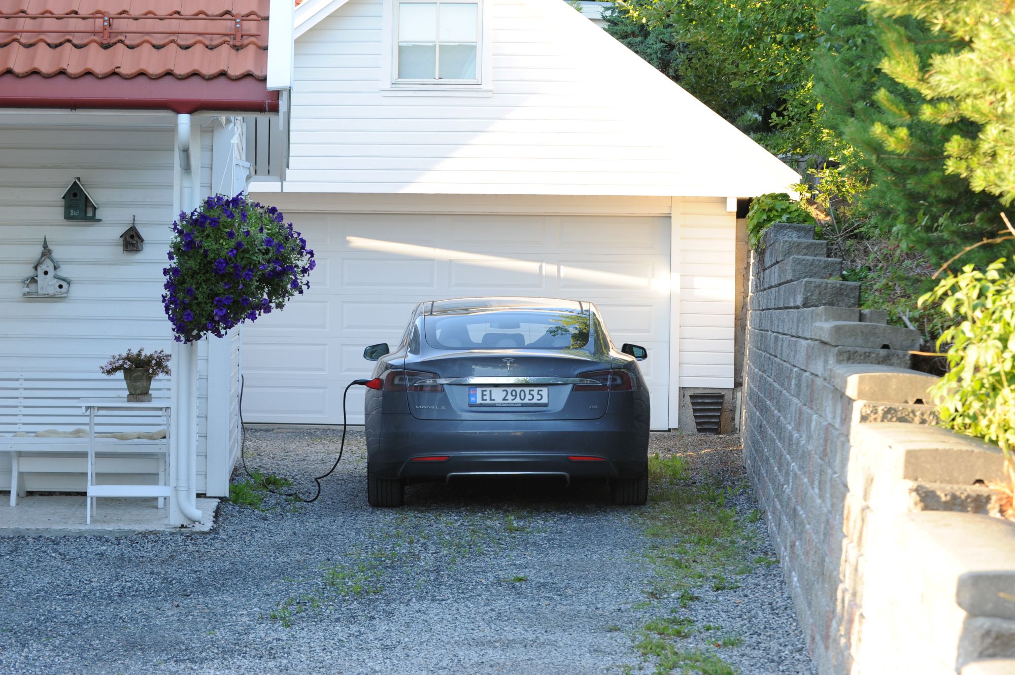 How to Play Tesla: A Step-by-Step Guide for New Drivers
