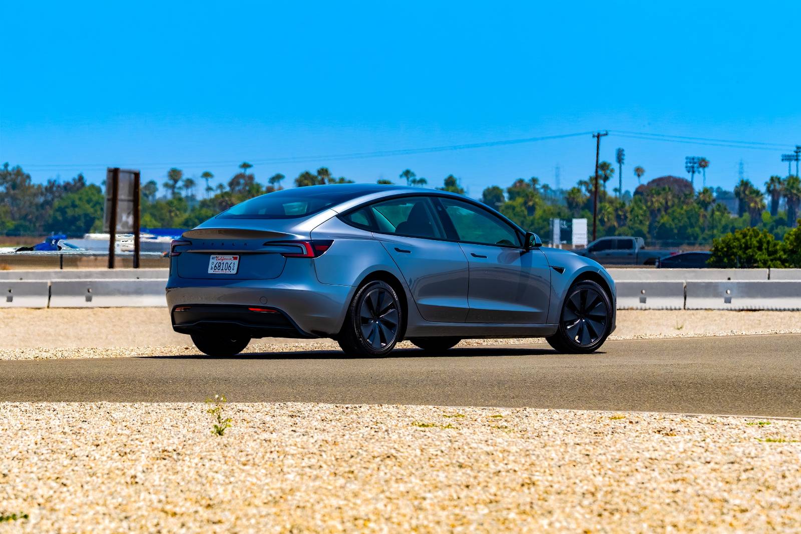 Play Tesla