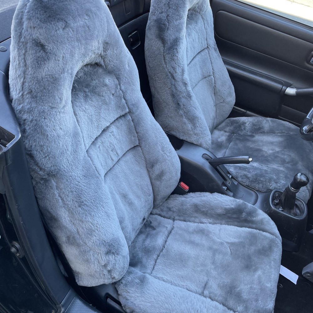 Sheepskin seat covers Tesla
