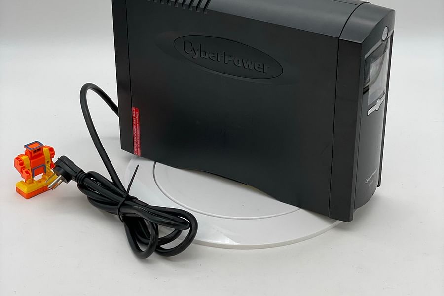 CyberPower UPS Battery Backup
